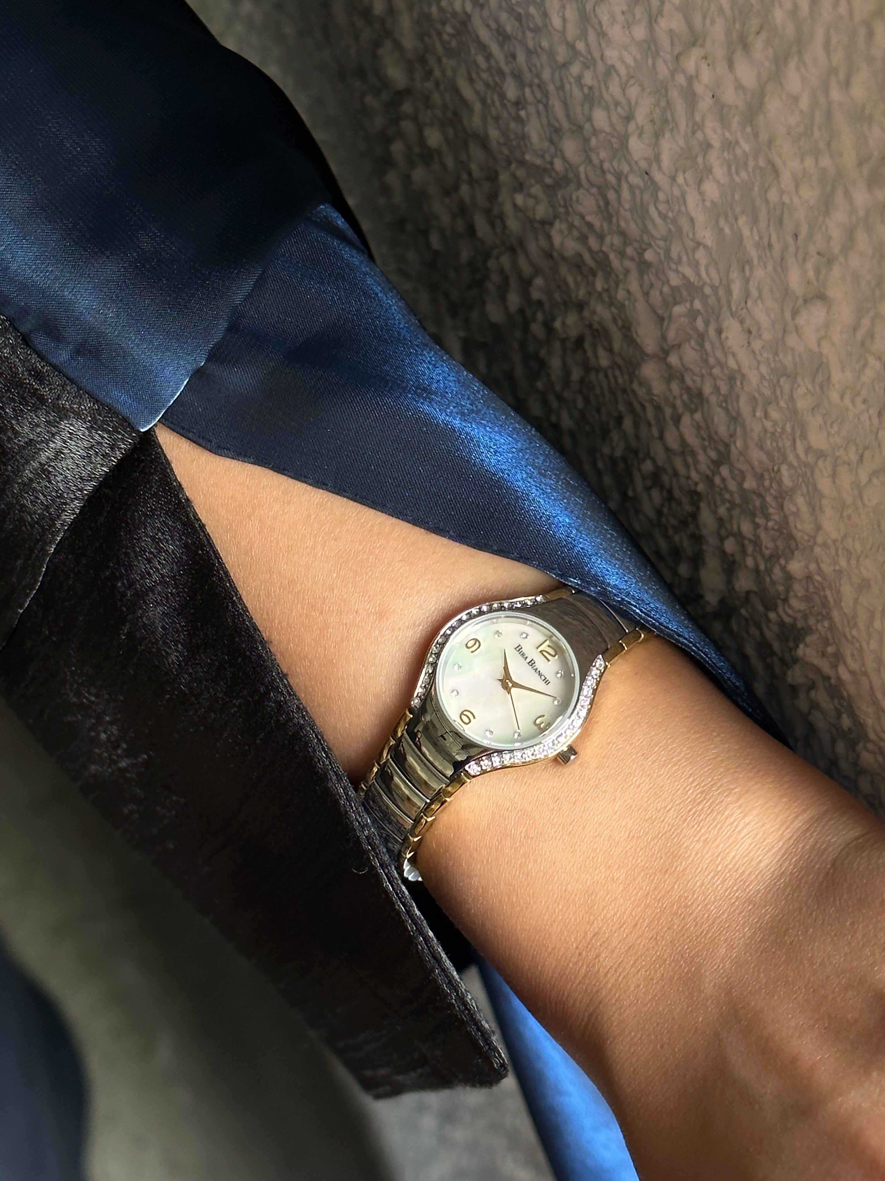 BB-W21243072 فضي وذهبي